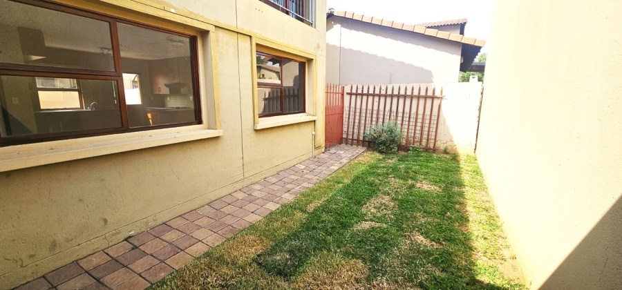 To Let 3 Bedroom Property for Rent in Waterval East North West